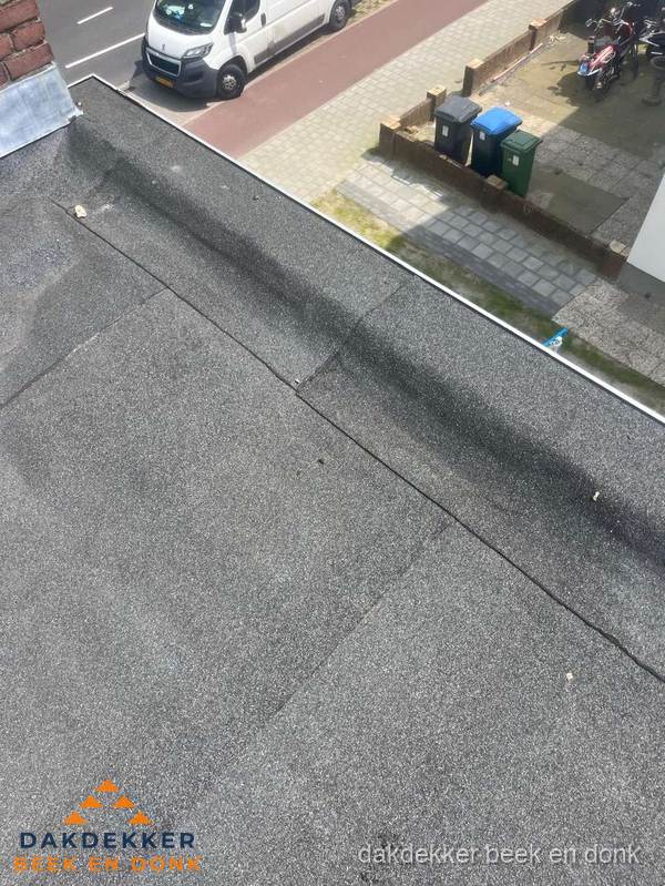 Kosten dakisolatie: plat dak met bitumen dakbedekking in Beek en Donk Kosten dakisolatie: plat dak met bitumen dakbedekking in Beek en Donk
